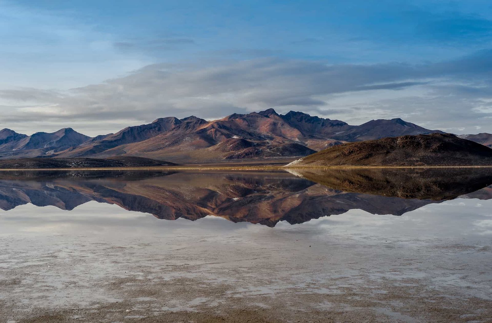 Paisaje andino del Salar de Salinas en tour rápido express